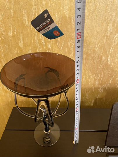 Вазы из цветного стекла