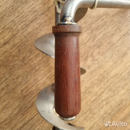 Бур рыболовный титановый