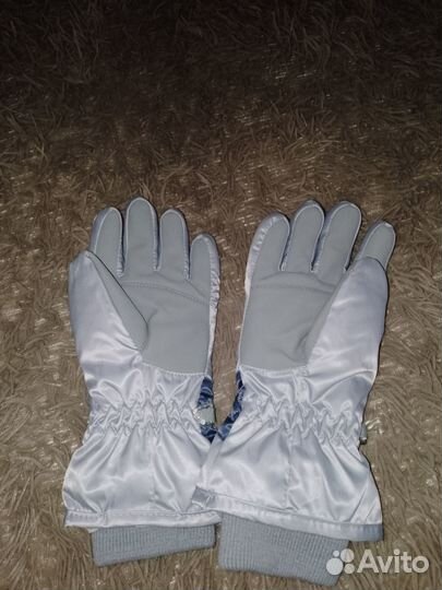 Зимние перчатки