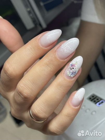 Маникюр педикюр