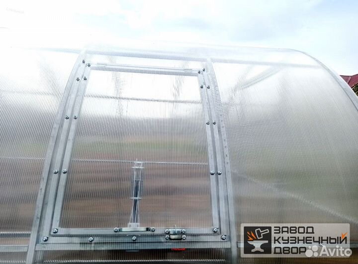 Теплица из поликарбоната с двойной дугой