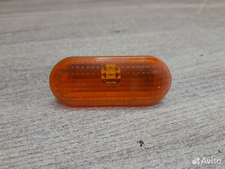 Повторитель поворота жёлтый для Ford Fusion