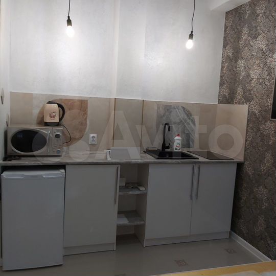 2-к. квартира, 35 м², 1/10 эт.