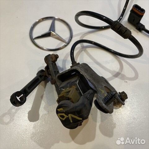 Датчик положения кузова Мерседес w204 x204 w212 w2