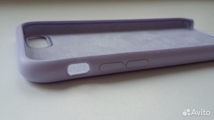 Чехол на iPhone 8