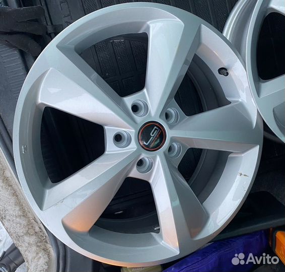 Литые диски r17