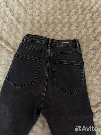 Джинсы stradivarius 34