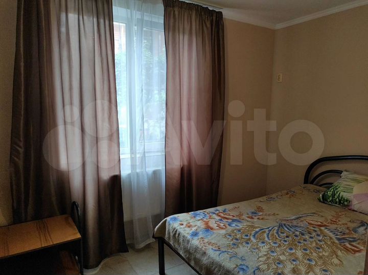 Комната 17 м² в 3-к., 1/2 эт.