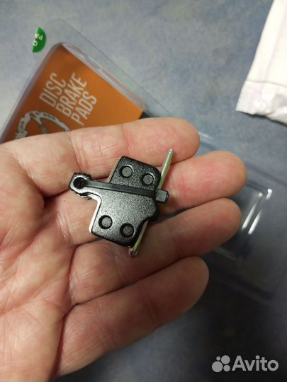 Тормозные колодки на велосипед, скутер, самокат