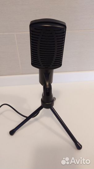 Микрофон Hama