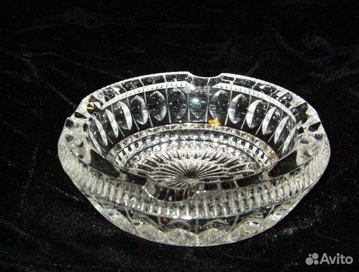 Солидная пепельница