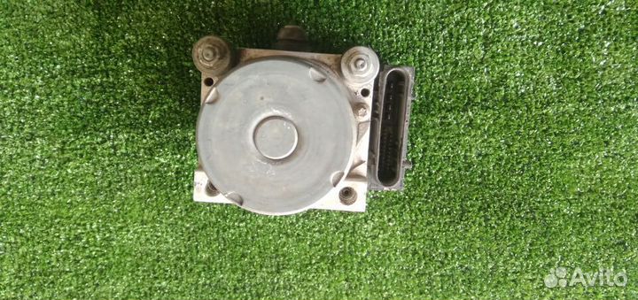 Блок ABS Nissan Tiida 2007-2014