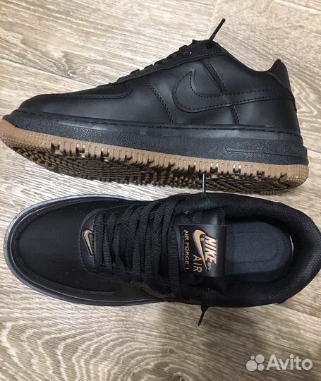 Кроссовки nike