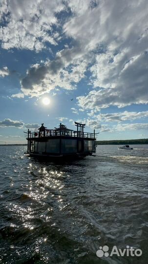 Аренда уникальной яхты hauesbot для дня рождения