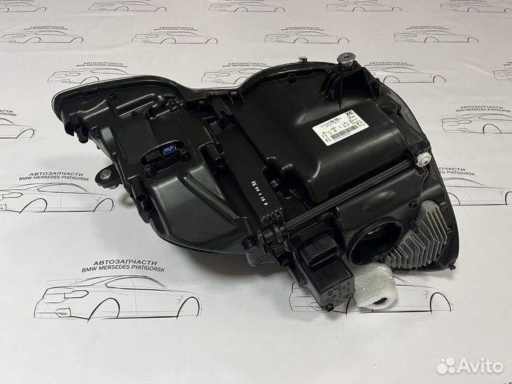 Передняя левая фара Mercedes W212 дорестайлинг