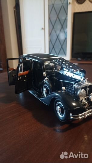 Horch 851 Pulman 1935г. 1:18