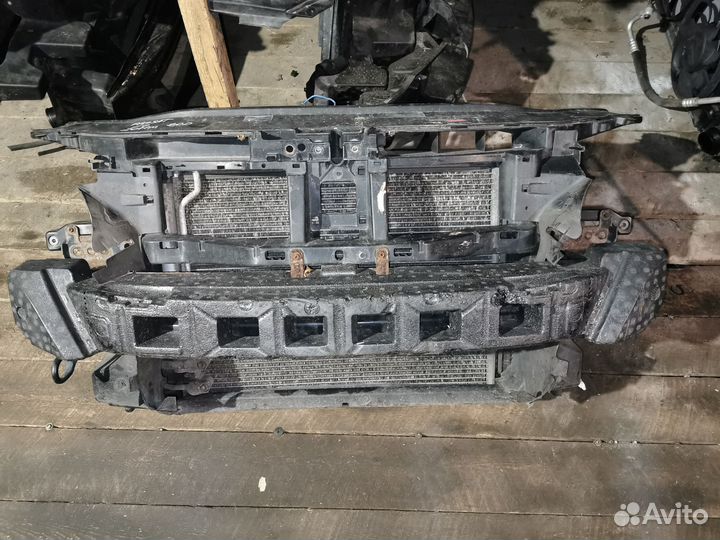 Телевизор, передняя панель в сборе passat cc