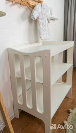 Пеленальный столик