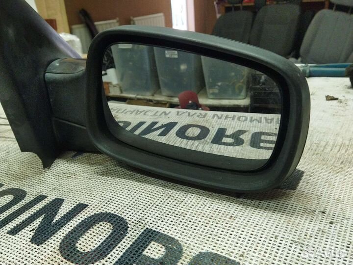 Зеркало правое Renault megane 2 7701054686