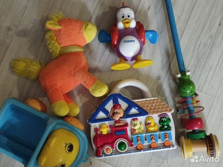 Развивающие игрушки пакетом