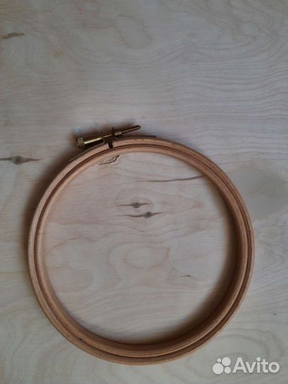 Пяльца деревянные для вышивания