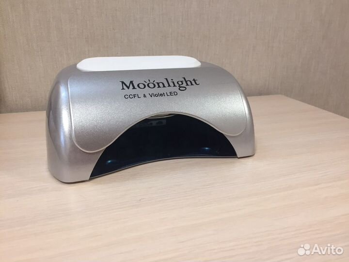 Лампа для ногтей
