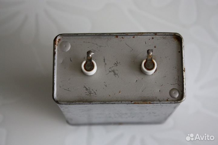 Конденсатор Nichicon 1,0mF 1000V