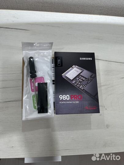Samsung 980 PRO 1Tb(новый, запечатан)