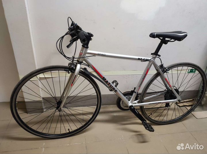 Шоссейный гибридный прогулочный велосипед бу