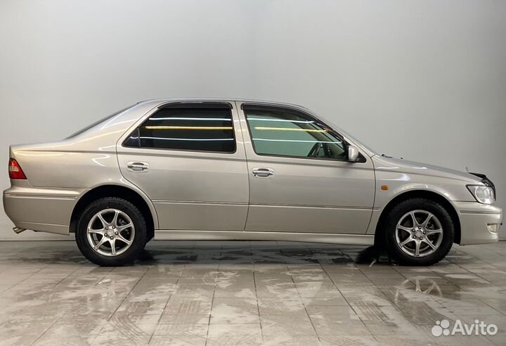 Toyota Vista 2.0 AT, 2000, 298 310 км