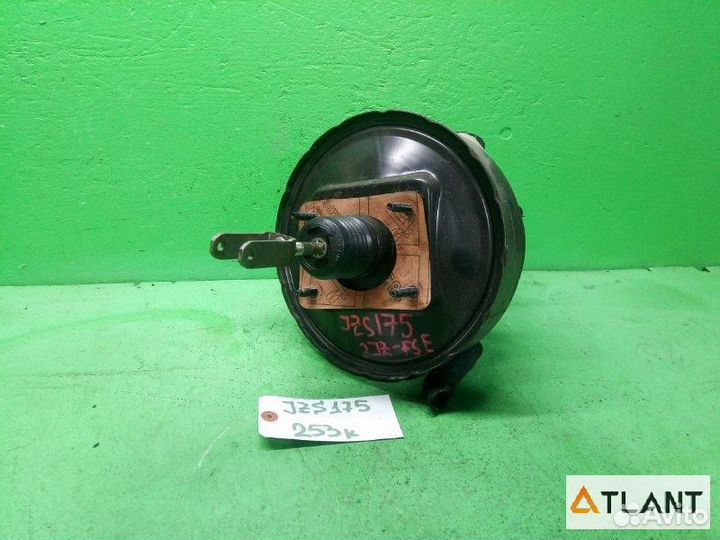 Главный тормозной цилиндр toyota crown