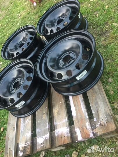 Автомобильные диски R16 7*16/4*108 D65.1 ET 32