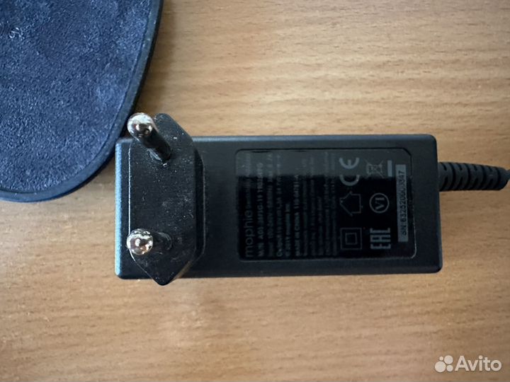 Mophie 3-in-1 Wireless Charging Pad