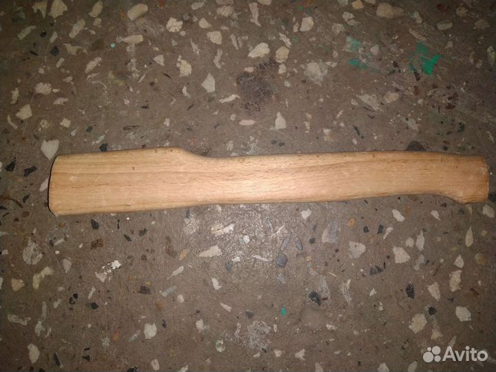 Топорище бук. 25 см