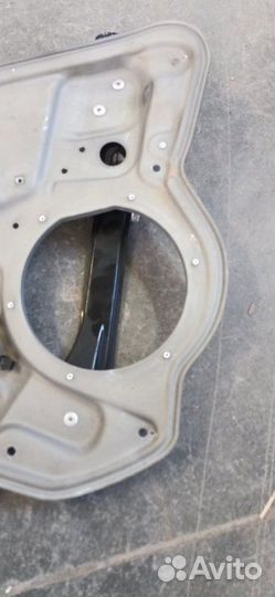 Стеклоподъемник передний правый Skoda Octavia A5