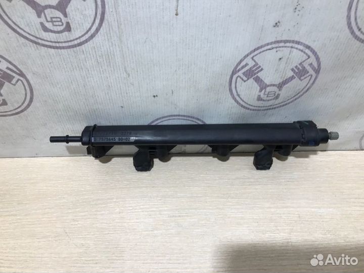 Рампа питания форсунок Citroen C4 B7 5FS EP6C 2012