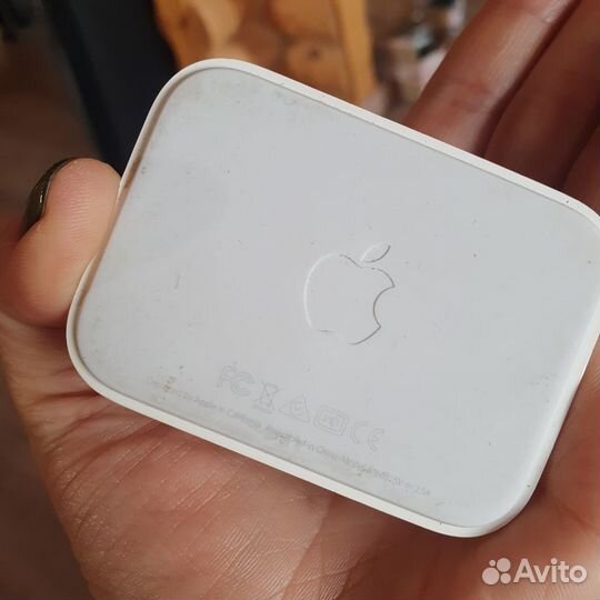 Apple подставка для iPhone, iPad, iPod