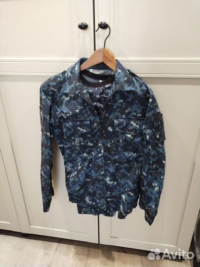 Женская форма полиции 