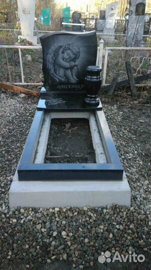 Памятники из гранита