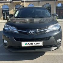 Toyota RAV4 2.2 AT, 2015, 167 000 км, с пробегом, цена 2 250 000 руб.