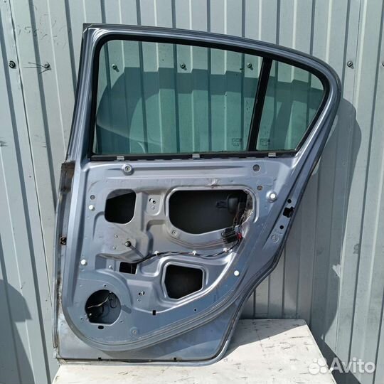 Дверь задняя правая Opel Corsa D
