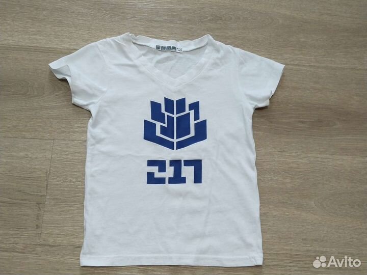 Футболка для физкультуры с эмблемой школы 217