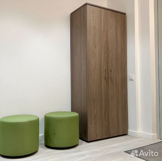 Стол офисный переговорный