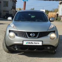 Nissan Juke 1.6 CVT, 2014, 140 000 км, с пробегом, цена 995 000 руб.