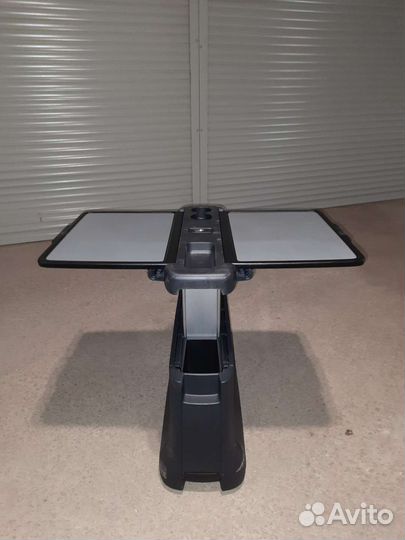 Стол в салон на мерседес v class w447