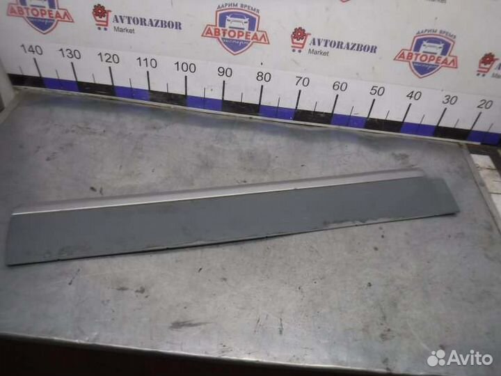 Накладка двери передняя правая Ваз 2115 2111