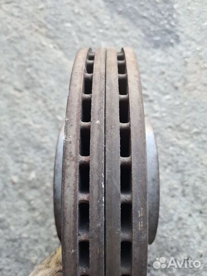 Передние тормозные диски Ford Focus 3 2.0
