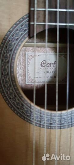 Отличная классическая гитара Cort