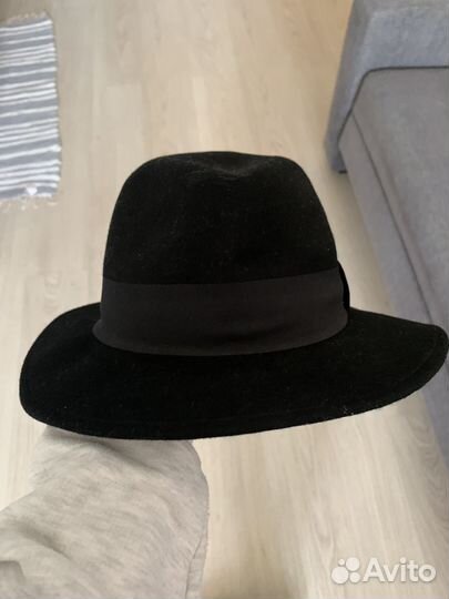 Шляпа шерстяная