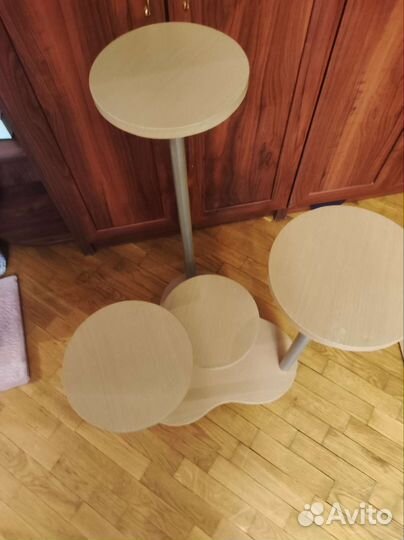 Подставка под цветы